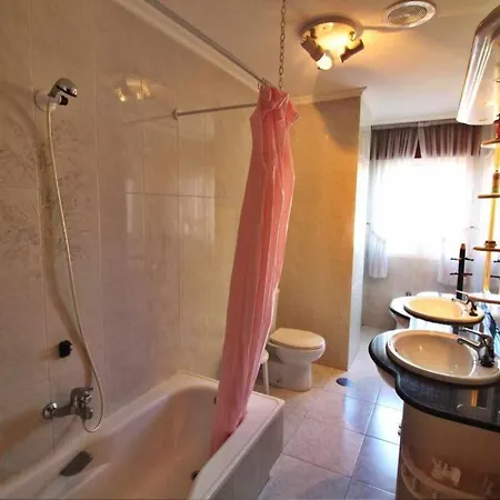 Daire Apartamento Playa 4 *